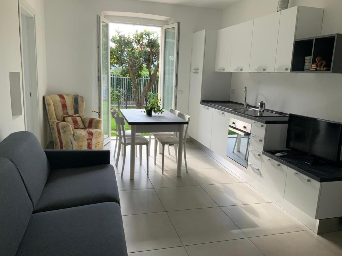 Casa Vacanze Romeo Pietra Ligure Esterno foto