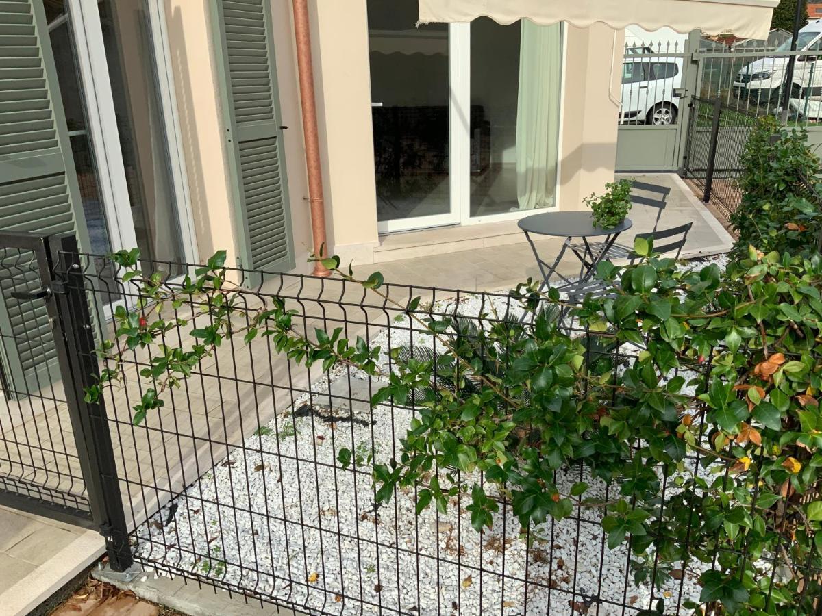 Casa Vacanze Romeo Pietra Ligure Esterno foto