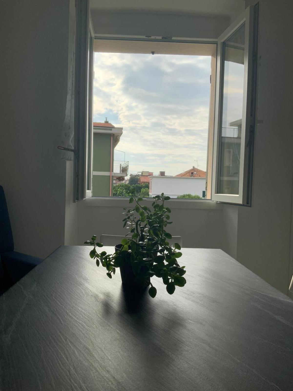 Casa Vacanze Romeo Pietra Ligure Esterno foto
